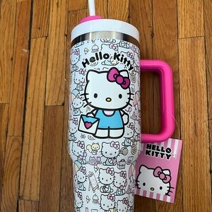 Hello Kitty Sanrio 40oz Tumbler with Pink Handle